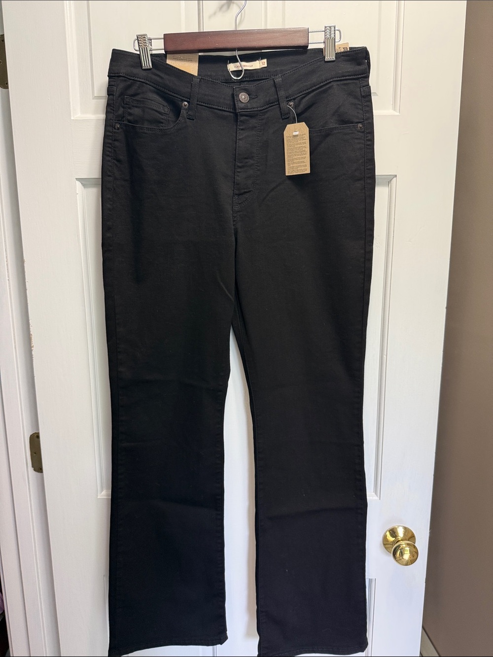 Levi’s black stellar stretch classic bootcut pants
